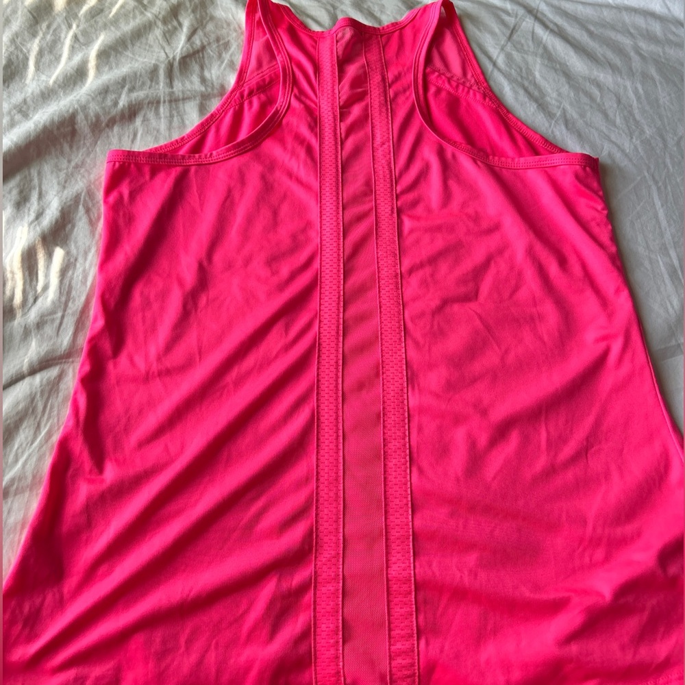 Light pink, Bebe, Medium